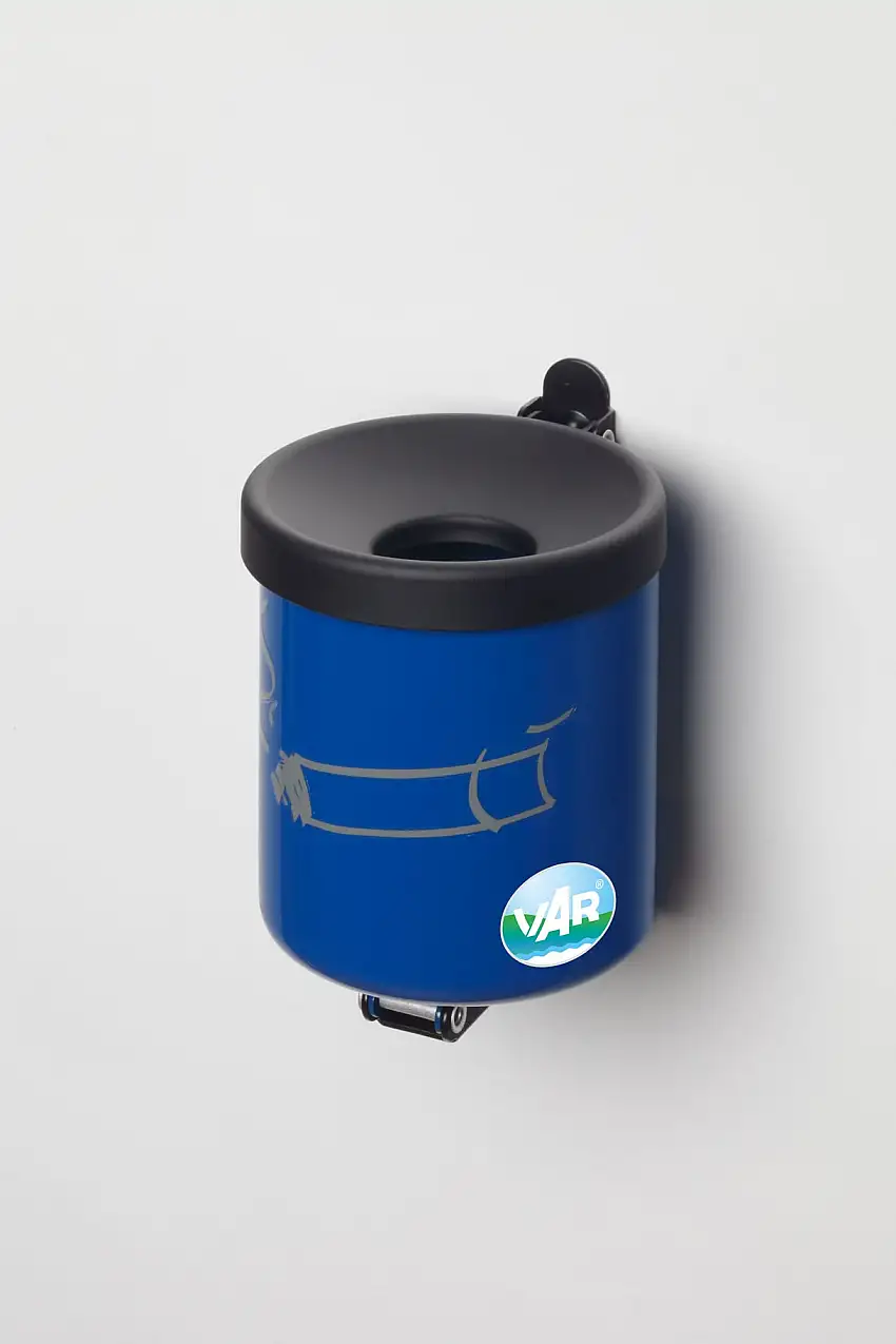 Robuster Ascher zur Wandmontage | 0,6 Liter, HxBxT 10x9x9cm | Stahl | Blau