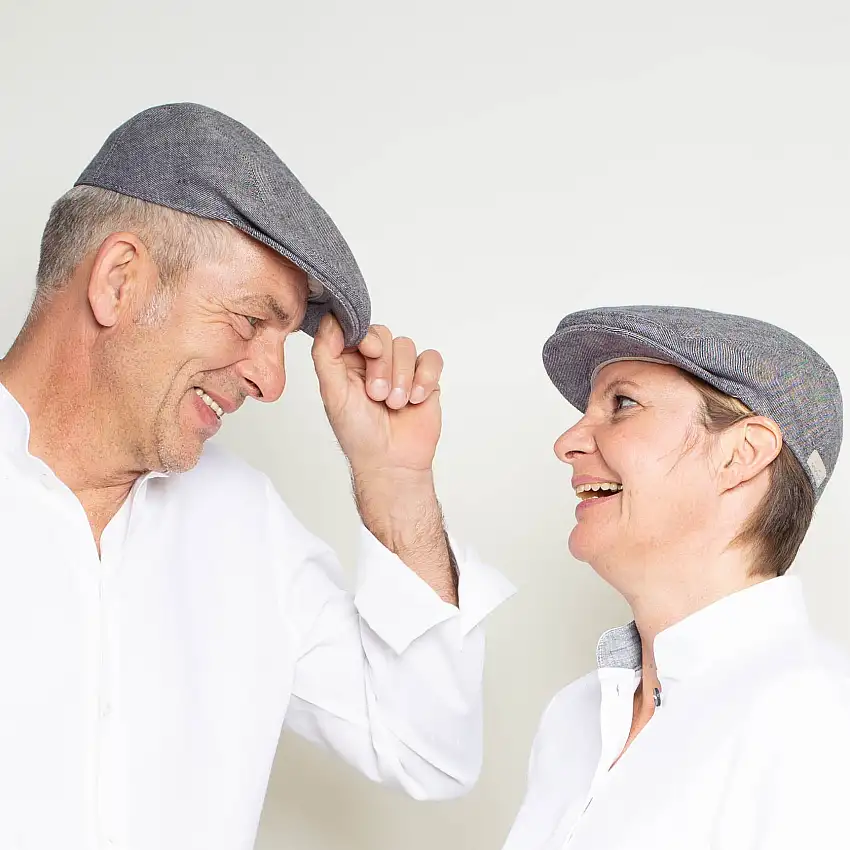 Flatcap aus Bioleinen - dunkelblau