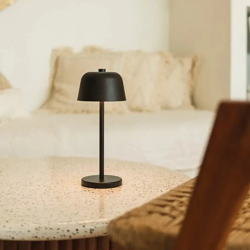 Tischlampe 'Anton' Black - wiederaufladbare, kabellose Beleuchtung