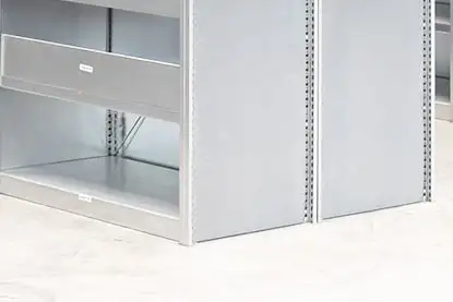 Fußblenden für Fachbodenregale Stecksystem MAGNUS Made in Germany | BxT 7,5x100cm | Passend zu Regalen mit Diagonalstreben | Verzinkt