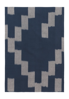 Geschirrtuch Ferm Living Ikat Ink Blue/Parchment - 70 x 50 cm